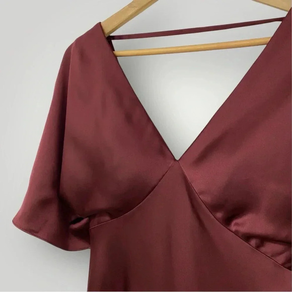REVERLY Maya Satin Dress in Cabernet Sz 8 - Picture 5 of 13